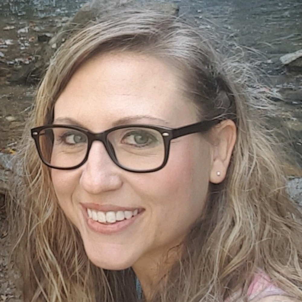 Meet your Posher, Julie